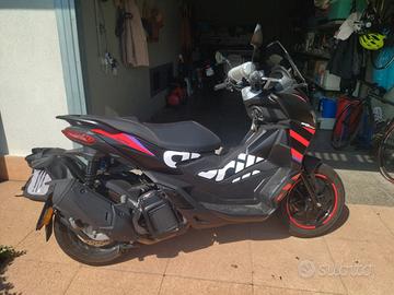 Aprilia SR GT 125 - 2024