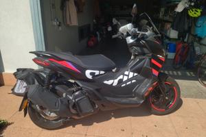 Aprilia SR GT 125 - 2024