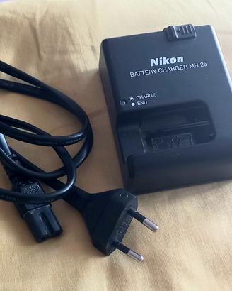 caricabatterie nikon