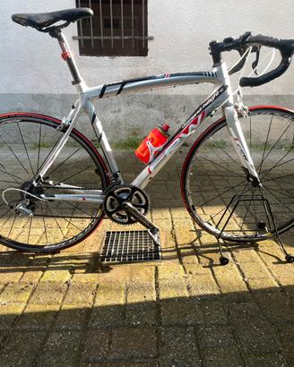 Bici da corsa in carbonio fwr diamond