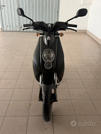 Scoter Peugeot Ludix