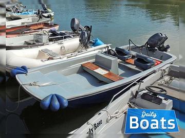 Dell Quay Dory 13