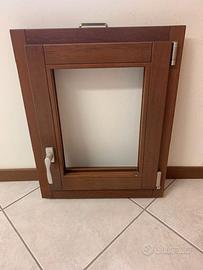 FINESTRA IN LEGNO CM 52 X 67