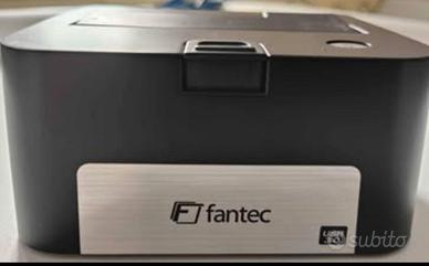 Docking Station per HDD e SSD da 2.5" e 3.5"