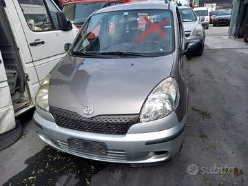 RICAMBI TOYOTA VERSO ANNO 2003