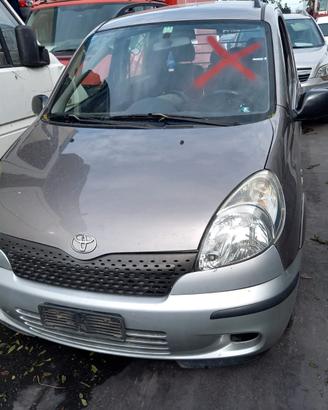 RICAMBI TOYOTA VERSO ANNO 2003