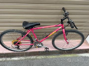 BICICLETTA DA MONTAINBIKE SPECIALIZED