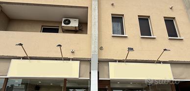 Insegna illuminata LED per negozio