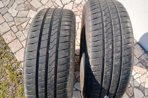 Gomme auto