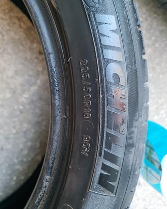 Pneumatici Michelin premacy 3