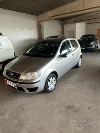 Fiat punto benzina neopatentati