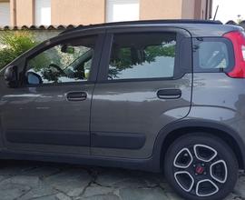 Panda 1.0 FireFly City Life S&S Hybrid 70cv 5p