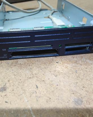 Lettore interno PC per schede SM,CF,SD/MMC,PRO
