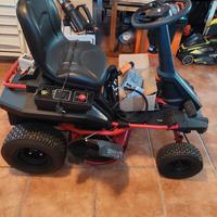 Trattorino tagliaerba a batteria GeoTechGreen