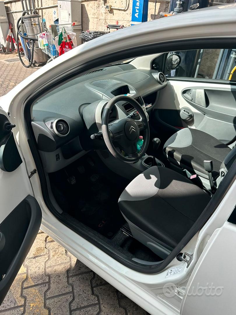Citroen C1 2010 photo 2