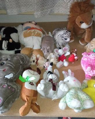 peluches vari e palestrina chicco