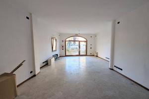 NEGOZIO A FARRA DI SOLIGO