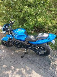 moto naked