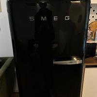 SMEG FAB28LBL3