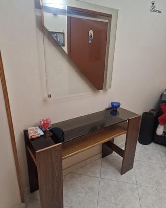 ingresso con specchiera