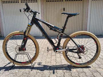 Mountain bike CUBE - 130 AMS escursione 150mm
