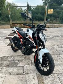 Ktm duke 125 abs