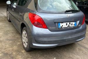 Peugeot 207 105 mila km