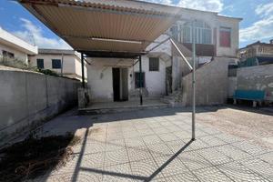 Rif.425 destra volturno - villa bifamiliare con gi