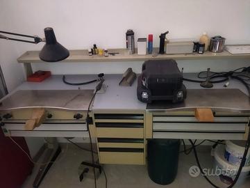 tavolo da lavoro con aspiratore per orafi o altro 