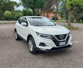 Nissan qashqai 1.5 dci 110cv 2018 no AD blue