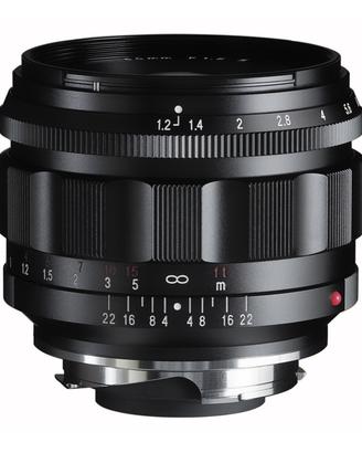 Voigtlander 50mm1.2 VM ii Leica M  con paraluce