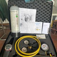 Kit cercafughe con azoto/idrogeno per autovetture