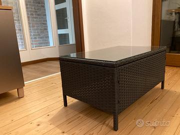 Tavolino da esterno con vetro temprato