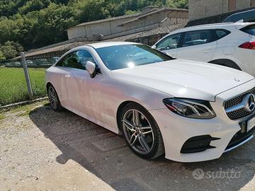 Mercedes E220 coupé 