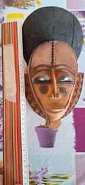 maschera africana in legno
