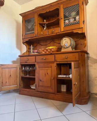 Arredamento completo da taverna