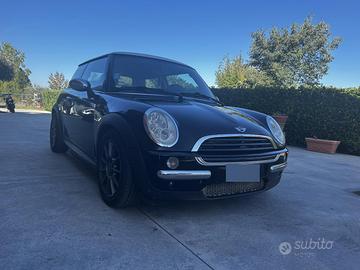 Mini Cooper One D R50 Neopatentati