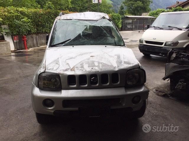 suzuki jimny accessori,ricambi, colore grigio