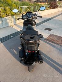 Voge sr16