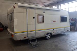 Roulotte bustner 470 staziale