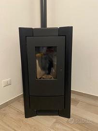 Stufa a pellet Rika modella Como