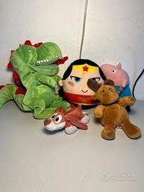 Lotto di peluche vari da bambini - peppa pig