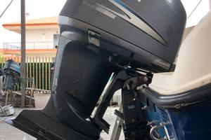 Motore Yamaha 250 cv --PREZZO RIBASSATO--