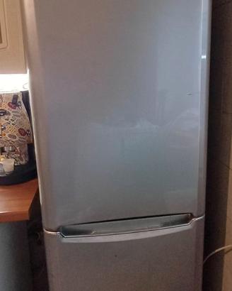 Frigo con congelatore INDESIT