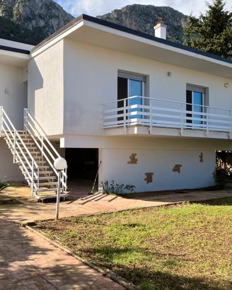 Villa in zona Mondello Addaura