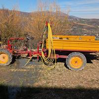 trattore con cassone