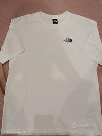 T shirt the North face