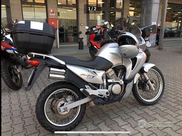 Moto Transalp 650 XL