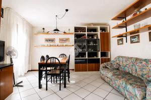 CASA SEMINDIPENDENTE A RECANATI