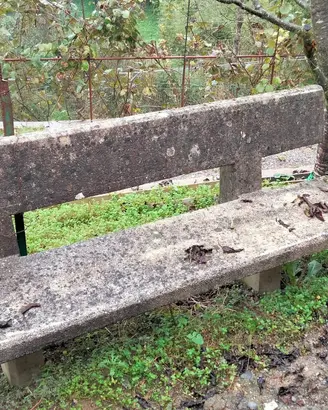 PANCHINA DA GIARDINO IN PIETRA E CEMENTO